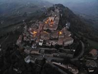 A bird's-eye view of Gorgeous Apartment with Pool near Sibillini Mountains