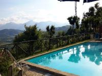 A general mountain view or a mountain view taken from the holiday home