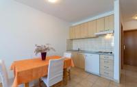Kuchyňa alebo kuchynka v ubytovaní Apartments Tamarix