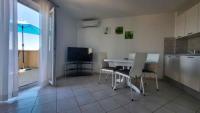 Kuchyňa alebo kuchynka v ubytovaní Apartment in Ravni/Istrien 8872