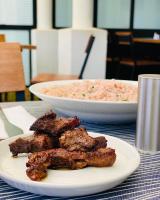 Φαγητό σε αυτό το ξενοδοχείο ή κάπου εκεί κοντά