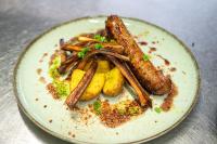 Mad på hotellet eller i nærheden