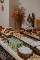 Jídlo v hotelu nebo okolí