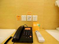 7 Days Inn Fucheng Wu Gongci Gaodeng East Street Binjiang Roadにあるベッド