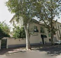 Budynek, w którym mieści się apartament
