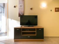 Televízia a/alebo spoločenská miestnosť v ubytovaní Apartamento con Tres Piscinas en Santa Margarita, a 1km de la Playa - ES-228-123