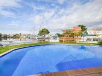 Bazén v ubytovaní Apartamento con Tres Piscinas en Santa Margarita, a 1km de la Playa - ES-228-123 alebo v jeho blízkosti