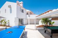 Stolní tenis v ubytování Villa Paradisius by Algarve Vacation nebo okolí