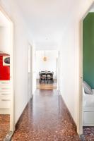 Posezení v ubytování Big apartment for 15 in the heart of Eixample