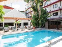 Ibis Styles Cayenne Centre Amazoniaの敷地内または近くにあるプール