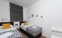 Postel nebo postele na pokoji v ubytování Apartment in Duce with sea view, terrace, air conditioning, WiFi 3423-6