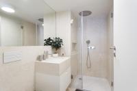 Un baño de Magnífico quarto com WC privativo Augusta Street