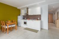 Kuchyň nebo kuchyňský kout v ubytování Apartments Mauri