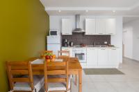 Kuchyň nebo kuchyňský kout v ubytování Apartments Mauri