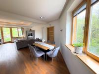 Televízia a/alebo spoločenská miestnosť v ubytovaní Apartament Silver Zakopane