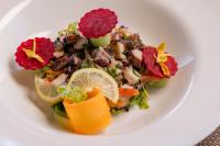 Jídlo v hotelu nebo okolí