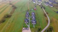 Pohľad z vtáčej perspektívy na ubytovanie Prowincja Tatra Cottages