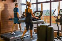 Posilňovňa alebo fitness centrum v ubytovaní Malinowy Dwór Hotel Medical SPA