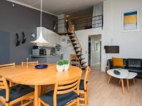 Kuchyň nebo kuchyňský kout v ubytování 6 person holiday home in Ringkøbing