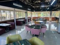 Χώρος καθιστικού στο Xenious Micro, Dharamshala