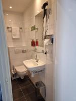 Ein Badezimmer in der Unterkunft Hotel Hoksbergen