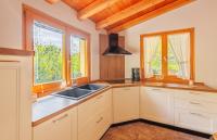 A kitchen or kitchenette at Piccola Valle