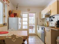 Kuchnia lub aneks kuchenny w obiekcie Holiday Home Violetta Grande by Interhome