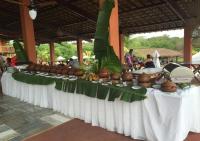 En restaurant eller et andet spisested på Rio Das Garças Eco Resort