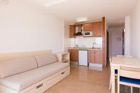 Kuchyňa alebo kuchynka v ubytovaní Bossa Bay - MC Apartments Ibiza