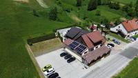 Pohľad z vtáčej perspektívy na ubytovanie Pansion Bijela Ruža - a la carte