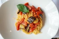 Jídlo v penzionu nebo okolí