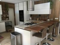 Kuchnia lub aneks kuchenny w obiekcie Villa cosy 5km Cannes