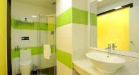 7 Days Inn Fucheng Wu Gongci Gaodeng East Street Binjiang Roadにあるバスルーム
