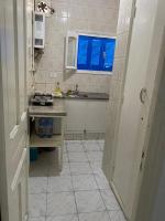 Koupelna v ubytování Lafayette Private 2-Bedroom Apartment