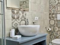 A bathroom at Alba & Tramonto
