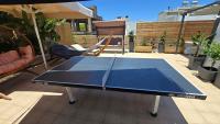 Stolný tenis v ubytovaní Baulus Yard Luxury alebo v jeho okolí