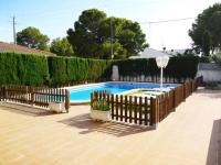 Bazén v ubytování Villa avec piscine privée et proche de la plage, idéale pour familles et amis - Costa Dorada, Espagne - ES-221-6 nebo v jeho okolí