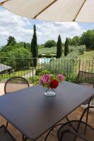 Vonkajšia záhrada v ubytovaní Agriturismo Agresto Apartments, Pool, Siena Hills