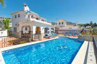 The floor plan of Villa Loly by Villa Plus