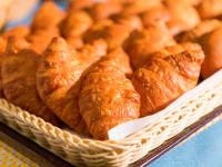 ホテルの敷地内または近くでの食事または食べ物