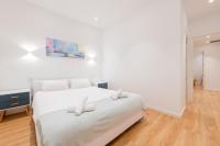 Postel nebo postele na pokoji v ubytování 3 bedrooms 2 bathrooms furnished - La Latina - Bright & spacious - MintyStay
