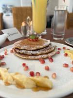 Hrana v oz. blizu hotela