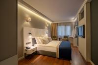 Postel nebo postele na pokoji v ubytování BW Izmir Hotel