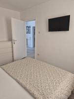 TV a/nebo společenská místnost v ubytování La La Lalic house