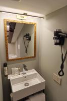 A bathroom at Ai Due Fanali Adults Only