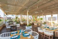 En restaurant eller et andet spisested på Sunrise Royal Makadi Resort