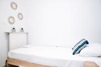 Posteľ alebo postele v izbe v ubytovaní Luxury Unique Apartment Sea View