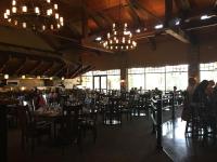 Restaurace v ubytování 2068 Cozy Studio in Suncadia with Pool and Hot-Tub Access