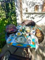 Mad på pensionatet eller i nærheden