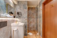 Ein Badezimmer in der Unterkunft Park Hotel Diament Katowice